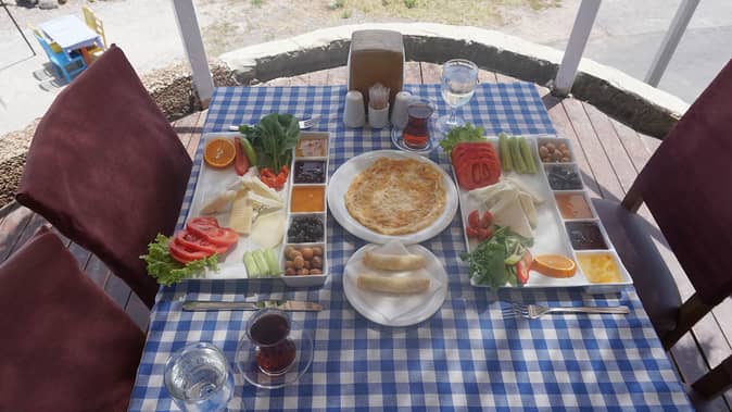 Pyrgos Otel